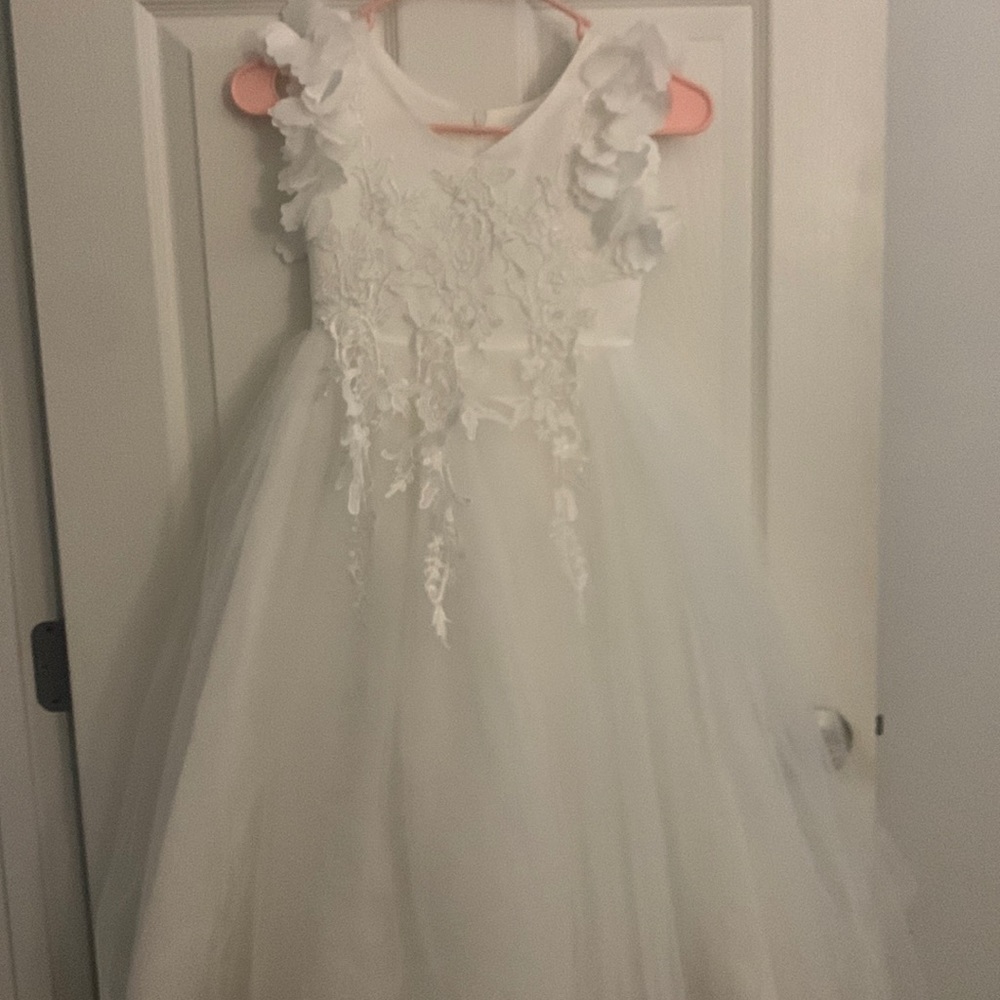 Trish Scully Child White formal dress size 9